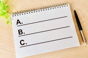 いじめアンケートの正しい書き方｜学校が対応しやすくなる具体例と注意点