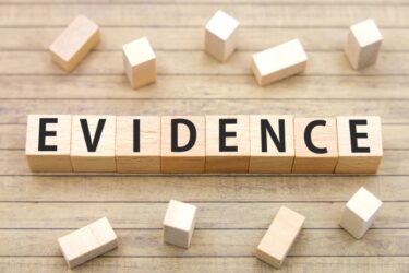 いじめアンケートは証拠になる？回答の書き方・注意点・保存方法を解説